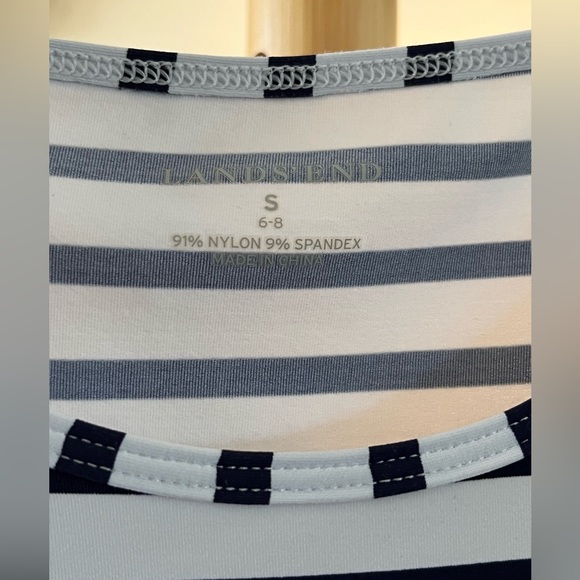 Lands End Rash guard Swim Top. Size: S Color: Navy Striped - Picture 3 of 4